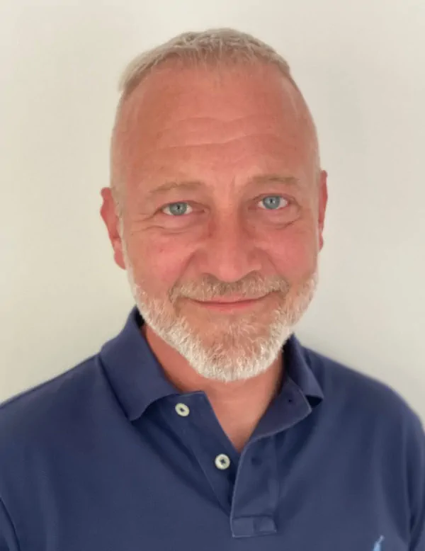 Peter B. Hansen, Murermester og Projektchef hos Åvang